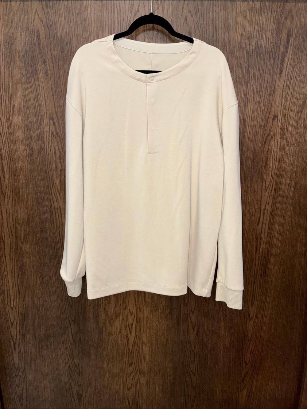 Lululemon Men’s Softstreme Oversized-Fit Long-Sleeve Henley Pullover XL Ivory/Cr